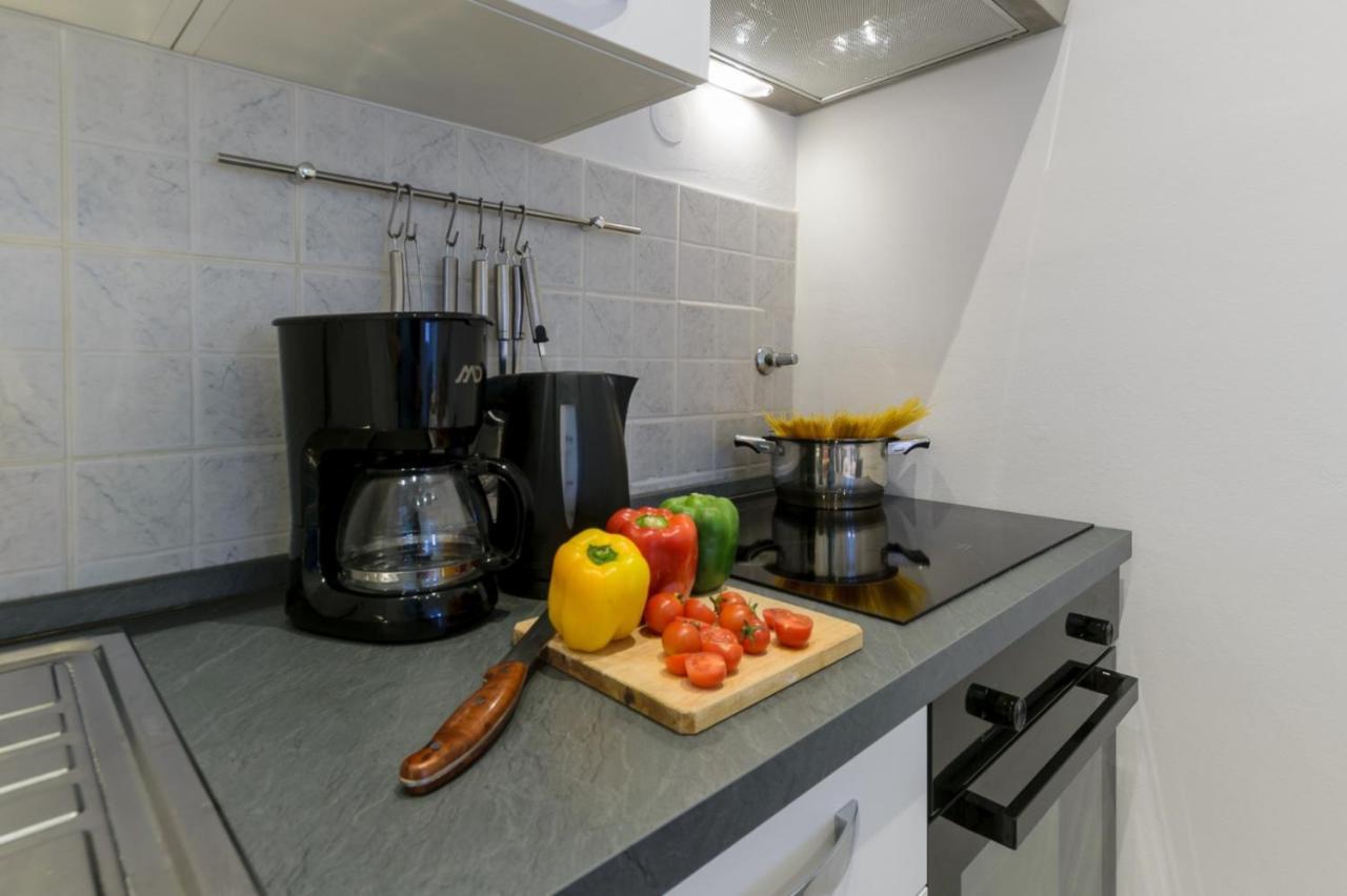 Charming Apartment In Town Center Pula Exteriér fotografie